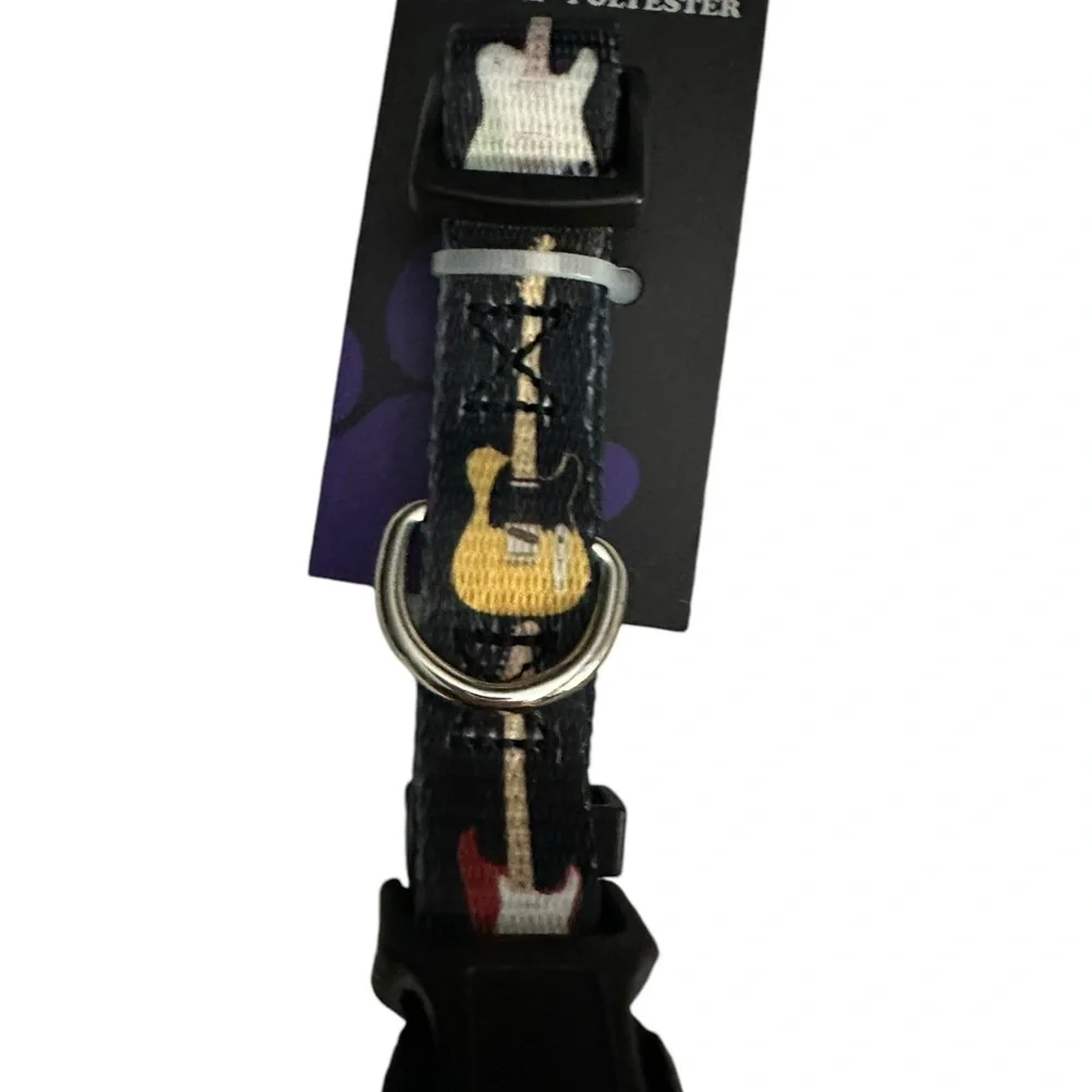 Fender Guitar Adjustable dog collar, Medium, NWT